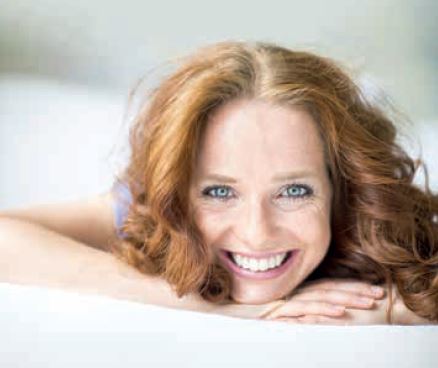 Lachende Frau