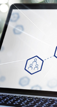 Hände und Weltkugel