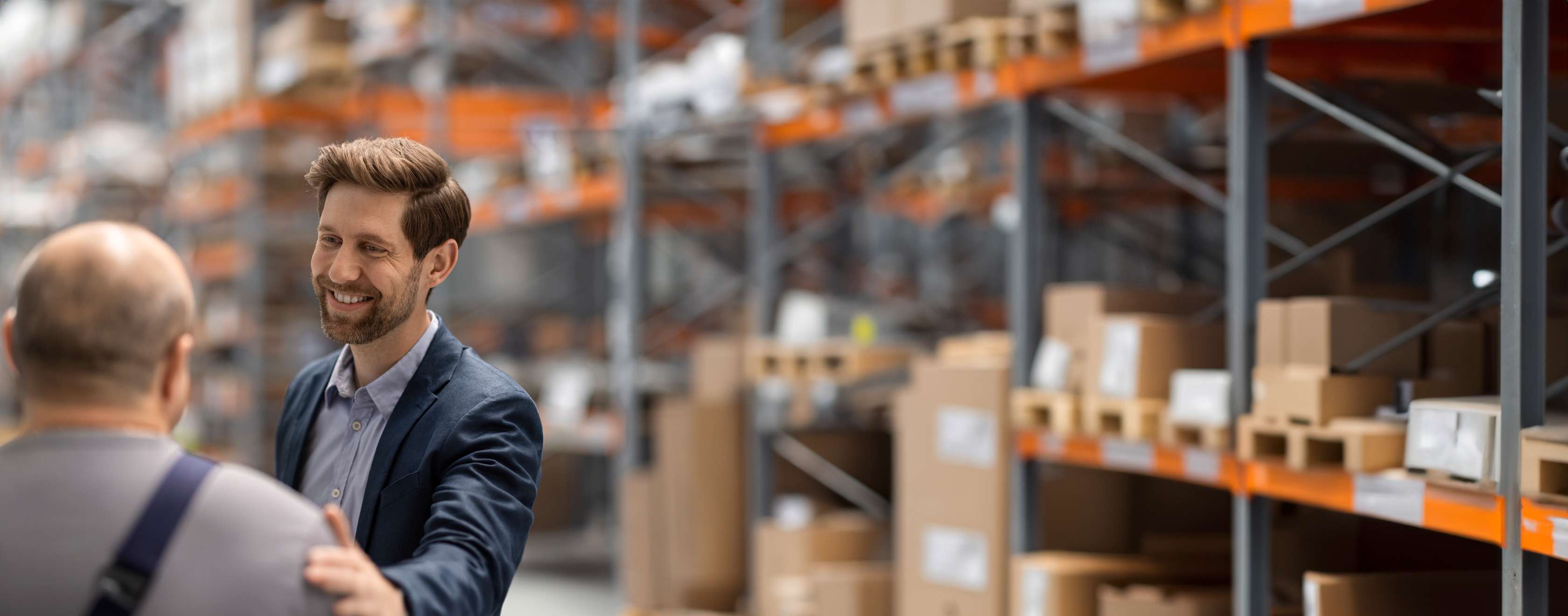 Frau im Konfernzraum